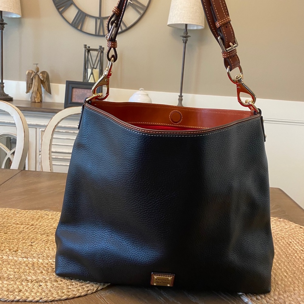 Dooney & Bourke Tote